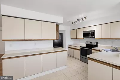 828 Chanticleer, Cherry Hill, NJ 08003 - Photo 21