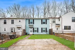 69 Edinshire Rd, Sicklerville, NJ 08081 - Photo 1