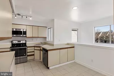 828 Chanticleer, Cherry Hill, NJ 08003 - Photo 5