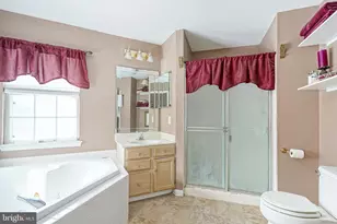 121 Europa Blvd, Cherry Hill, NJ 08003 - Photo 21