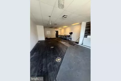 211 W Clinton Avenue, Oaklyn, NJ 08107 - Photo 5