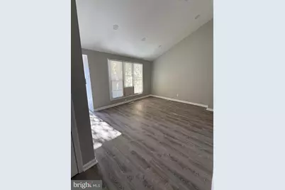 2835 Wayne Avenue, Camden, NJ 08105 - Photo 11