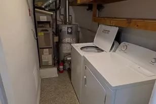 1401 Aberdeen Ln, Gloucester Township, NJ 08012 - Photo 9