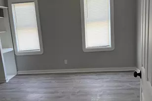 13 N 21st St, Camden, NJ 08105 - Photo 17