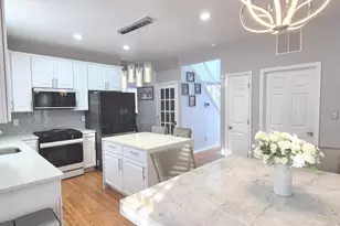 18 Kelly Dr, Sicklerville, NJ 08081 - Photo 1