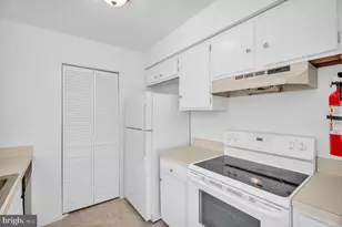 103 Lucas Ln, Voorhees, NJ 08043 - Photo 15