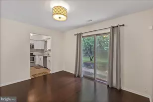 32 Lafayette Ln, Cherry Hill, NJ 08003 - Photo 9