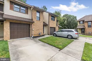 32 Lafayette Ln, Cherry Hill, NJ 08003 - Photo 3