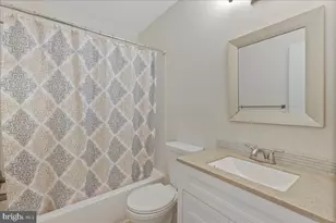 32 Lafayette Ln, Cherry Hill, NJ 08003 - Photo 21