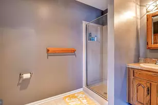 68 Wayside Rd, Berlin, NJ 08009 - Photo 15