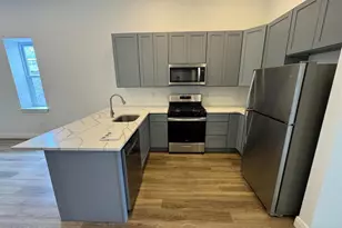 322 Vine St, Camden, NJ 08102 - Photo 1