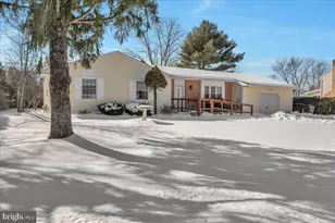 24 Constitution Blvd, Berlin, NJ 08009 - Photo 1