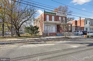 738 Division St, Gloucester City, NJ 08030 - Photo 1