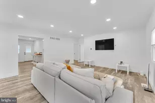 572 Zoe Rd, Sicklerville, NJ 08081 - Photo 17