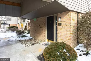 307 Meadowview, Lindenwold, NJ 08021 - Photo 1