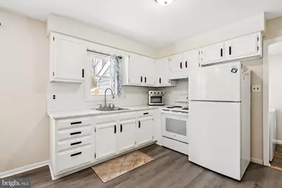 304 Spruce Avenue, Lindenwold, NJ 08021 - Photo 9