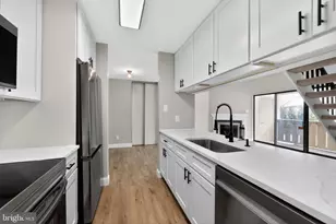 306 The Woods, Cherry Hill, NJ 08003 - Photo 3