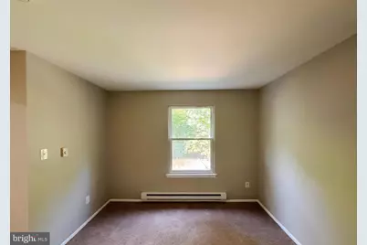 574 W Loch Lomond Drive, Sicklerville, NJ 08081 - Photo 7