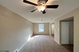 574 W Loch Lomond Dr, Sicklerville, NJ 08081 - Photo 5