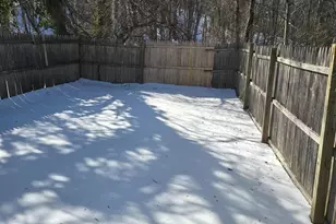 574 W Loch Lomond Dr, Sicklerville, NJ 08081 - Photo 9