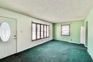 6 Holly Dr, Berlin, NJ 08091 - Photo 5