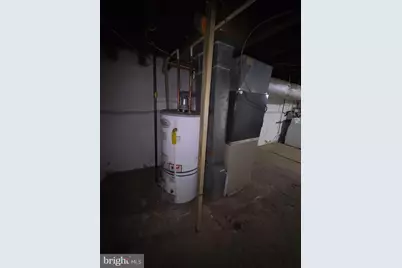 423 Trenton Avenue, Camden, NJ 08103 - Photo 31