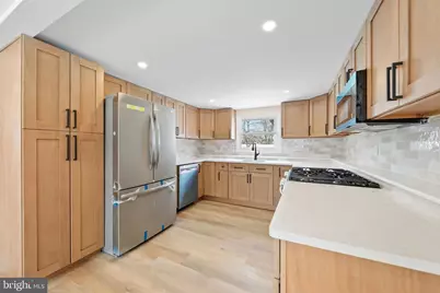 310 Marion Avenue, Berlin, NJ 08091 - Photo 5