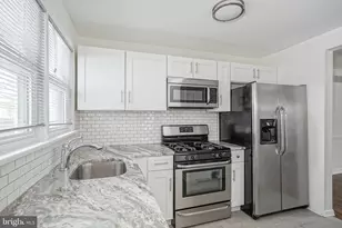 20 E Landing Rd, Gloucester Township, NJ 08012 - Photo 11