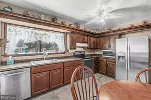 2 Latham Way, Sicklerville, NJ 08081 - Photo 11