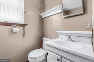 2 Latham Way, Sicklerville, NJ 08081 - Photo 25