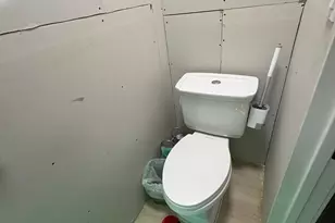 1155 Whitman Ave, Camden, NJ 08104 - Photo 11