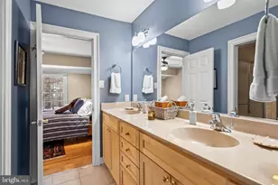 26 Carriage House Ct, Cherry Hill, NJ 08003 - Photo 51