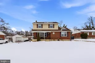 27 Maloney Ct, Bellmawr, NJ 08031 - Photo 1