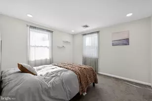 1721 Country Club Dr, Cherry Hill, NJ 08003 - Photo 23