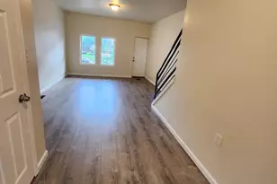 829 York St, Camden, NJ 08102 - Photo 7