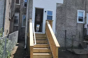 829 York St, Camden, NJ 08102 - Photo 3