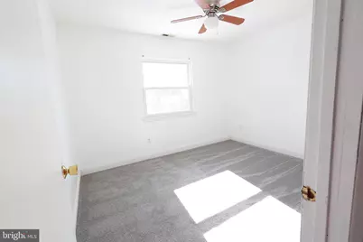 8 A Fanelli Ln, Gloucester Township, NJ 08012 - Photo 9