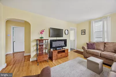 612 N Walnut Avenue, Magnolia, NJ 08049 - Photo 5