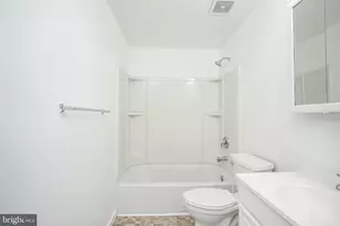 69 Vanderbilt Ct, Sicklerville, NJ 08081 - Photo 17