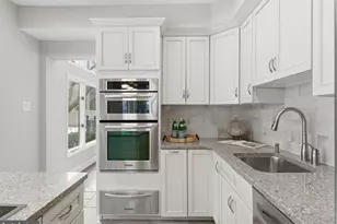 100 St Vincent Ct, Cherry Hill, NJ 08003 - Photo 19