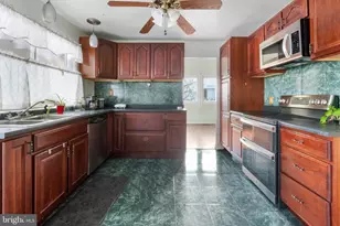 31 Pershing Ln, Sicklerville, NJ 08081 - Photo 11