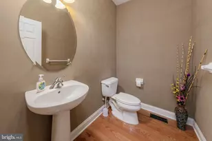 27 Zion Dr, Berlin, NJ 08009 - Photo 5