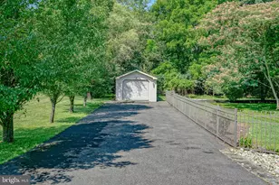 405 Winterberry Ln, Hammonton, NJ 08037 - Photo 21