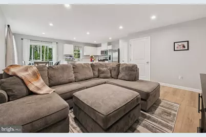 81 Southwind Drive, Gloucester Township, NJ 08012 - Photo 9