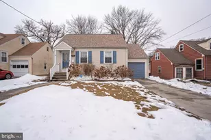 902 Maple Ave, Oaklyn, NJ 08107 - Photo 1