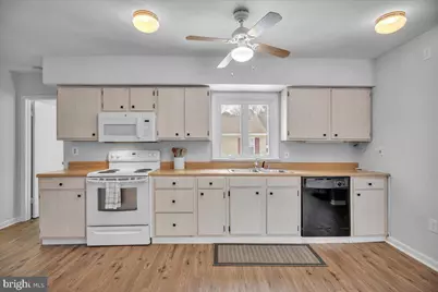 18 Henry Road, Gibbsboro, NJ 08026 - Photo 9