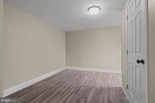 327 Mercer St, Gloucester City, NJ 08030 - Photo 13