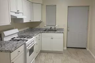 727 Berkley St, Camden, NJ 08103 - Photo 1