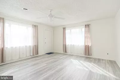 1 Oak Avenue, Winslow Township, NJ 08037 - Photo 5