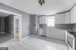 16 E 7th Ave, Pine Hill, NJ 08021 - Photo 5